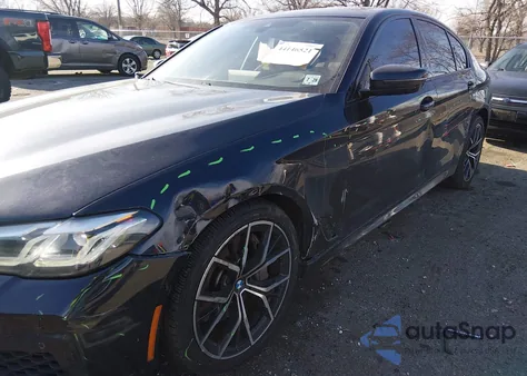 2021 BMW 540I xDrive z USA, uszkodzony, nr VIN WBA73BJ0XMCE79063